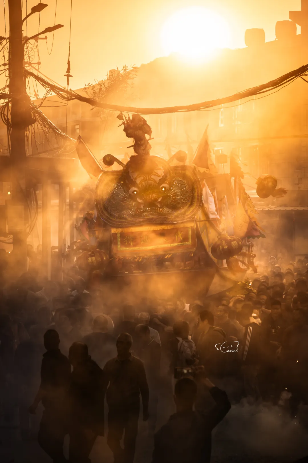 《「金穹巡舟」GOLDEN SHIP》——阿羊今天不拍照作品